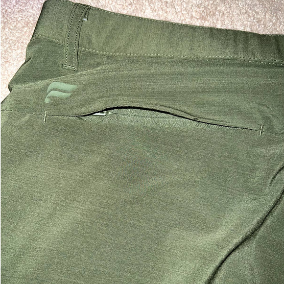 New Fabletics Mens The Only Pant Modern Slim Fit Olive Green size L - Picture 11 of 11